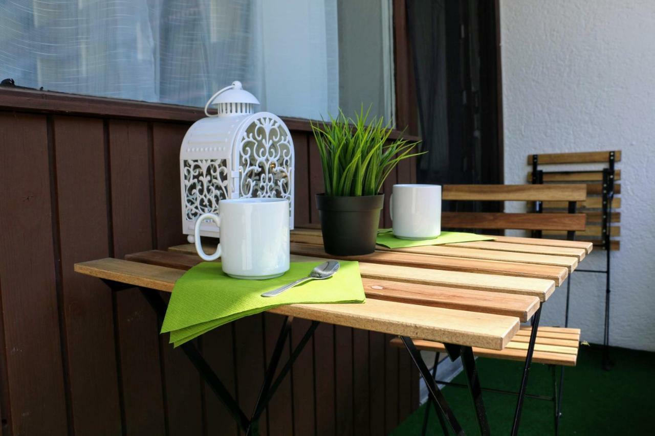 Green Wall Apartment Kaprun Bagian luar foto