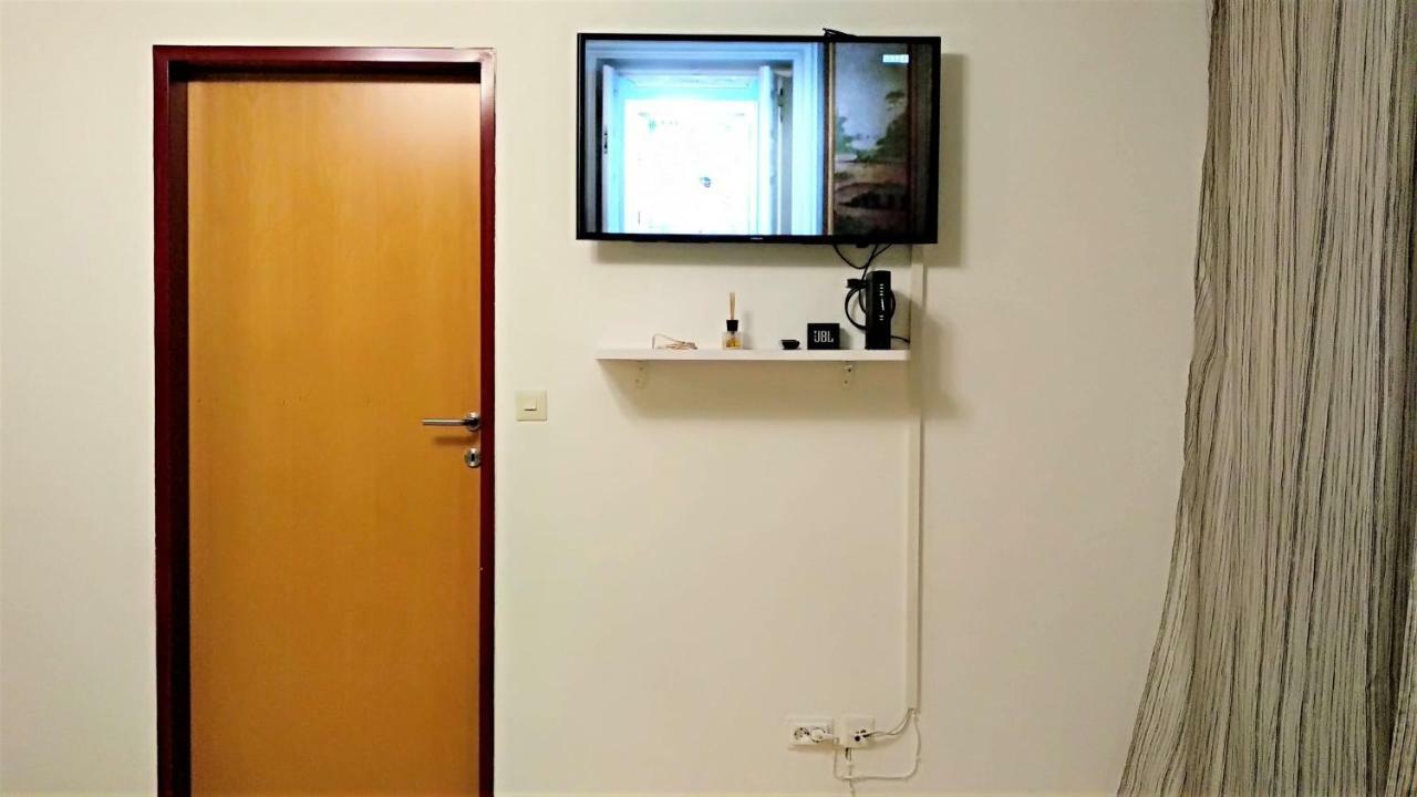 Green Wall Apartment Kaprun Bagian luar foto
