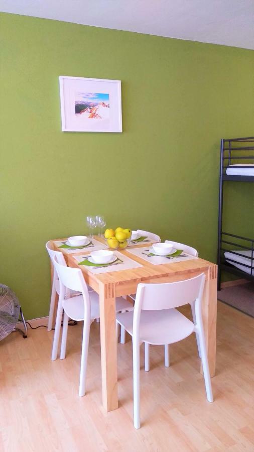 Green Wall Apartment Kaprun Bagian luar foto